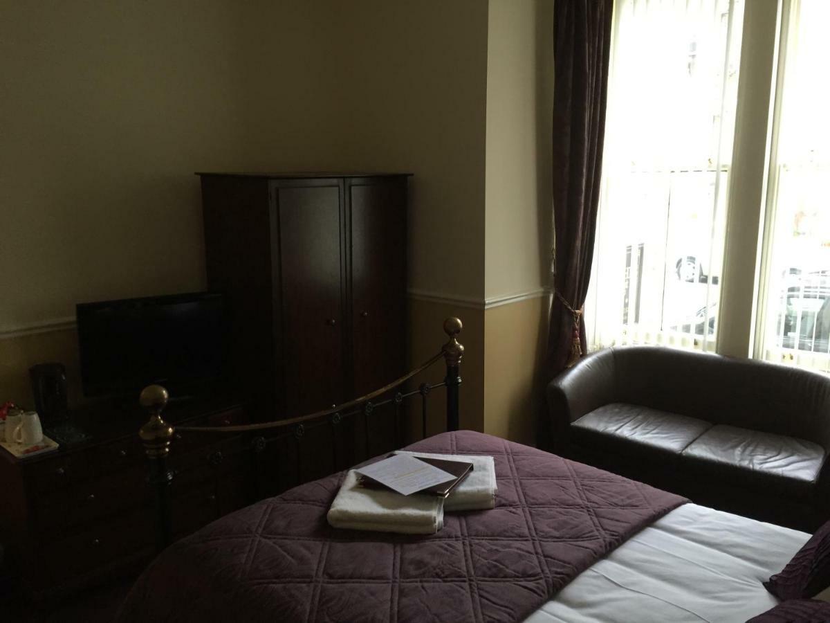 The Arches Guest House Γουίτμπι Εξωτερικό φωτογραφία